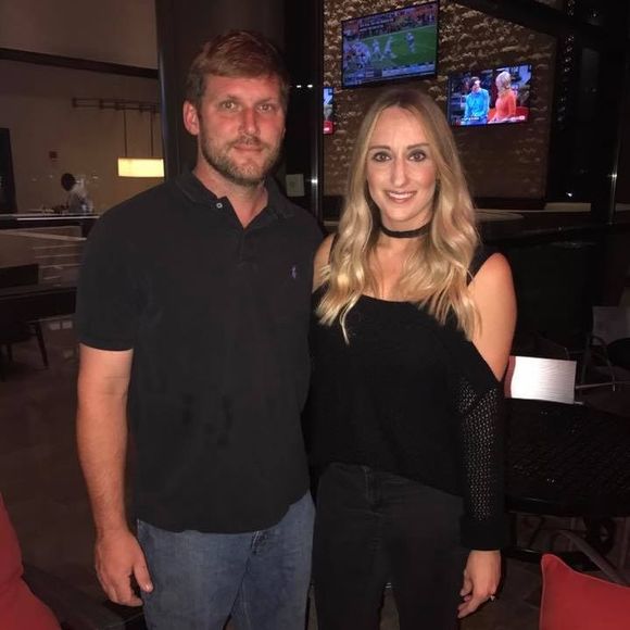 Meet your Posher, Whitney - Picture 1 of 1